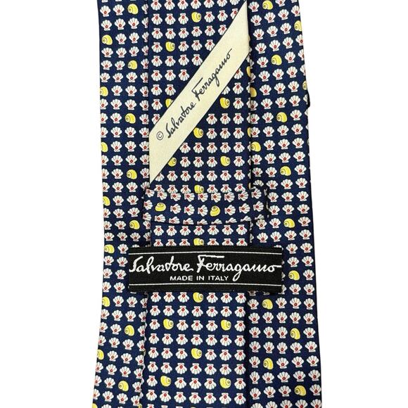 Vintage Salvatore Ferragamo Silk Tie Scallop Nautilus Shell All Over Print Blue - Picture 4 of 6